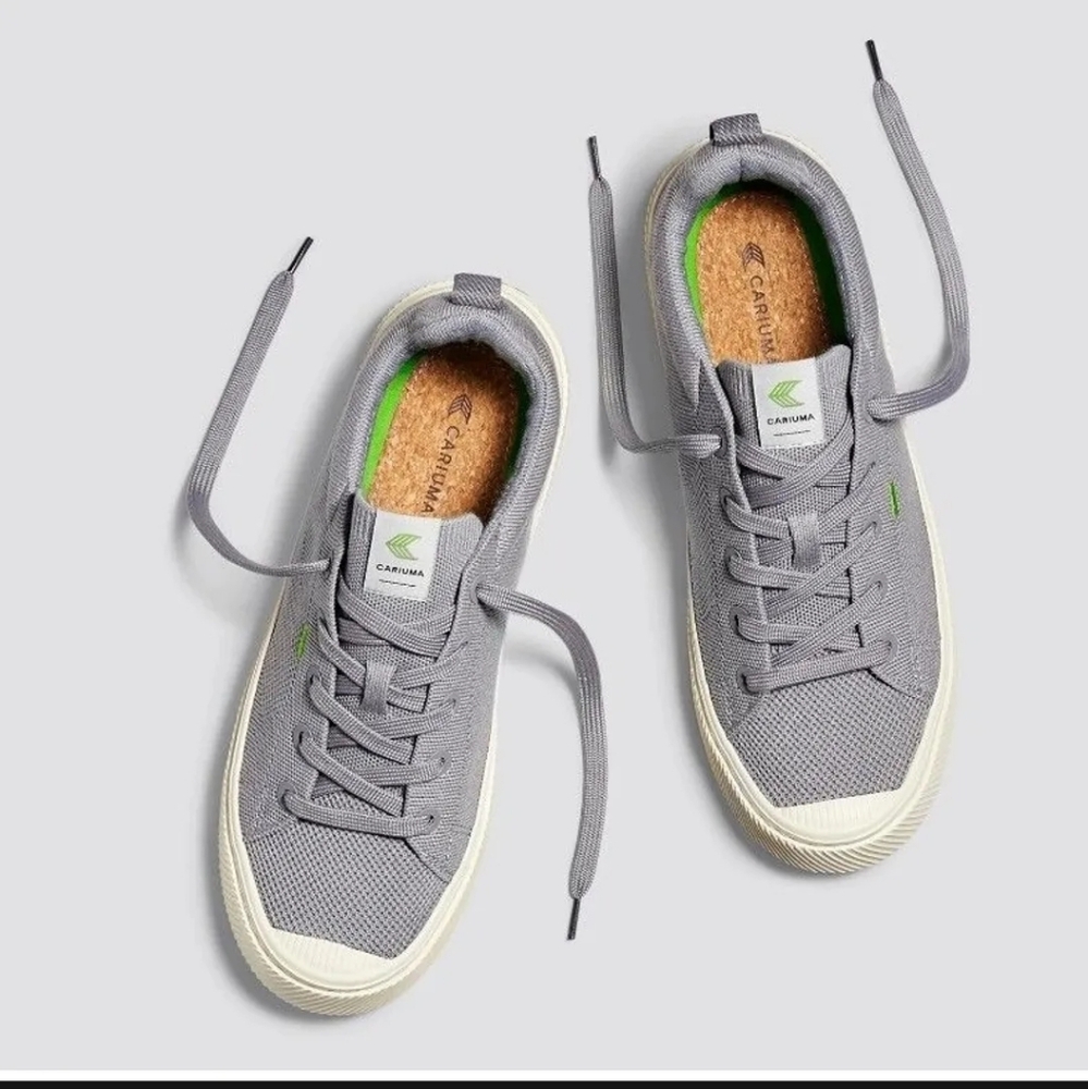 Cariuma Light Grey Knit